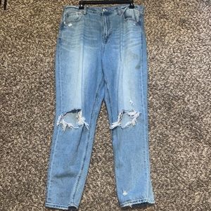 American eagle blue ripped jeans